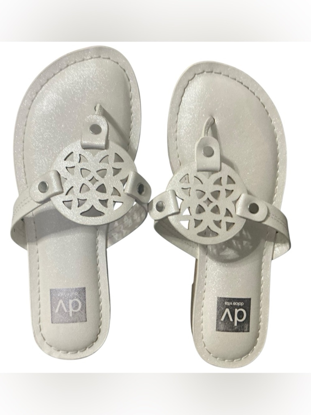 Dolce Vita girls white sandals size 1 flip flops-